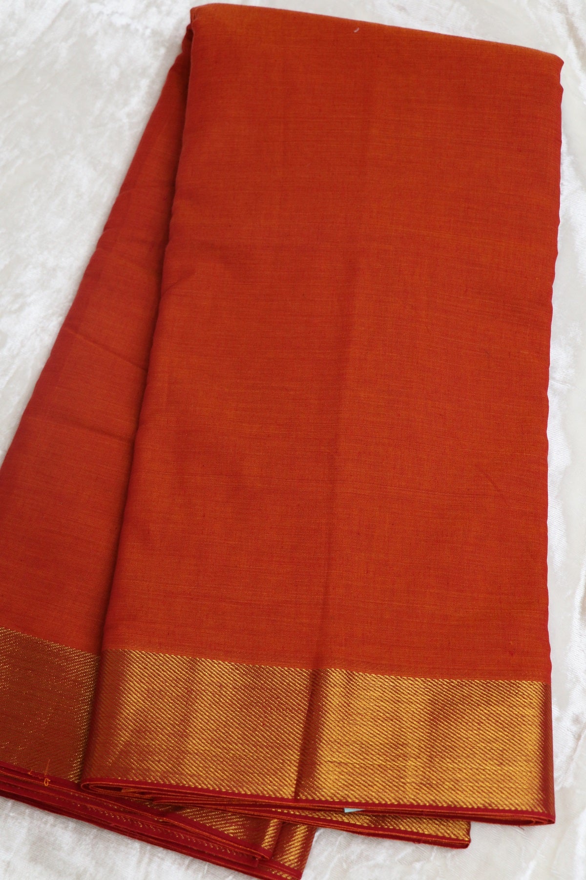 Naryanpet Cottons With Traditional Kaddi Border