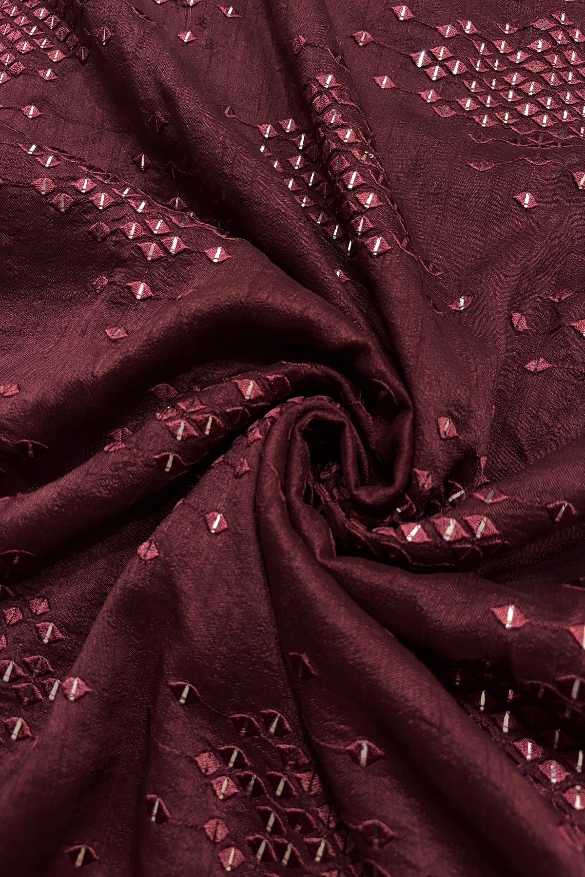 Logenze Shaped Mirror Embroidered Pure Banglore Silk Fabric