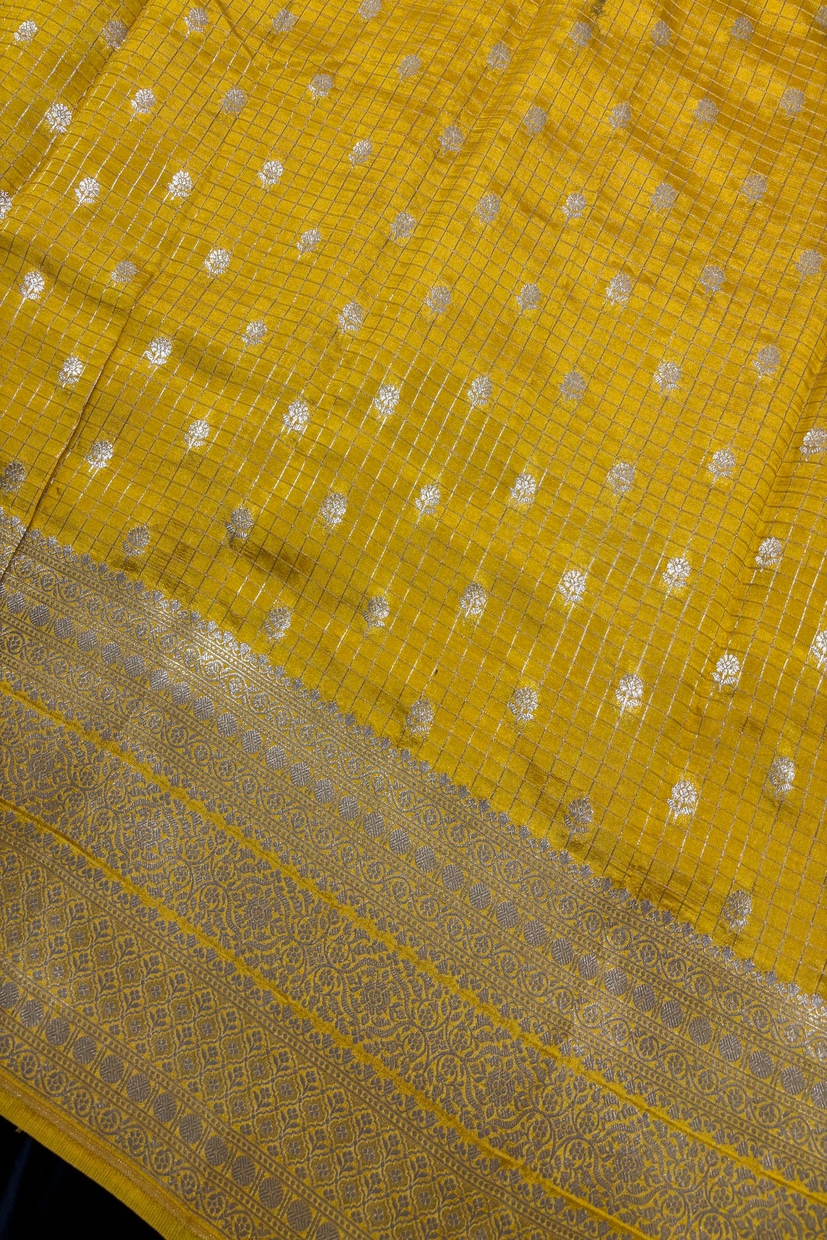 Vintage Checks Pure Banaras Silk Lehenga Fabric