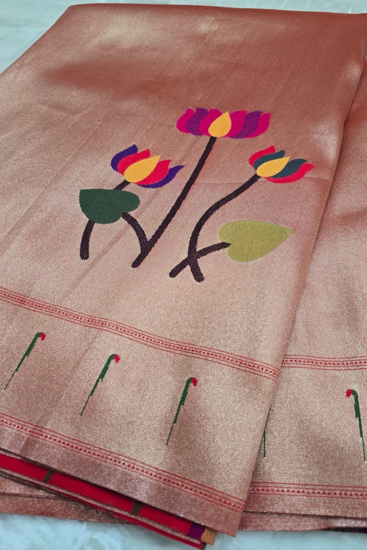 Red Gold Lotus Flowers With Single Muniya Border Paithani Fabric