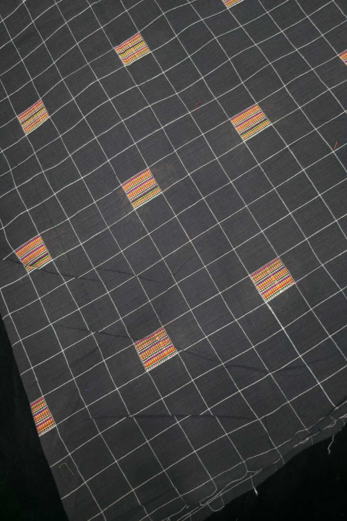 Mutli Threads Woven With B&W Checked Pure Cotton Fabric