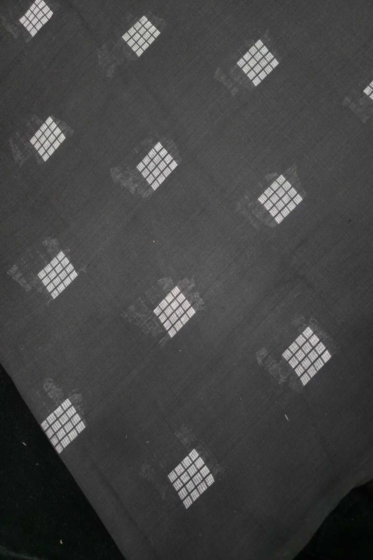 White Mini Square Carton Checked Woven Pure Cotton Fabric