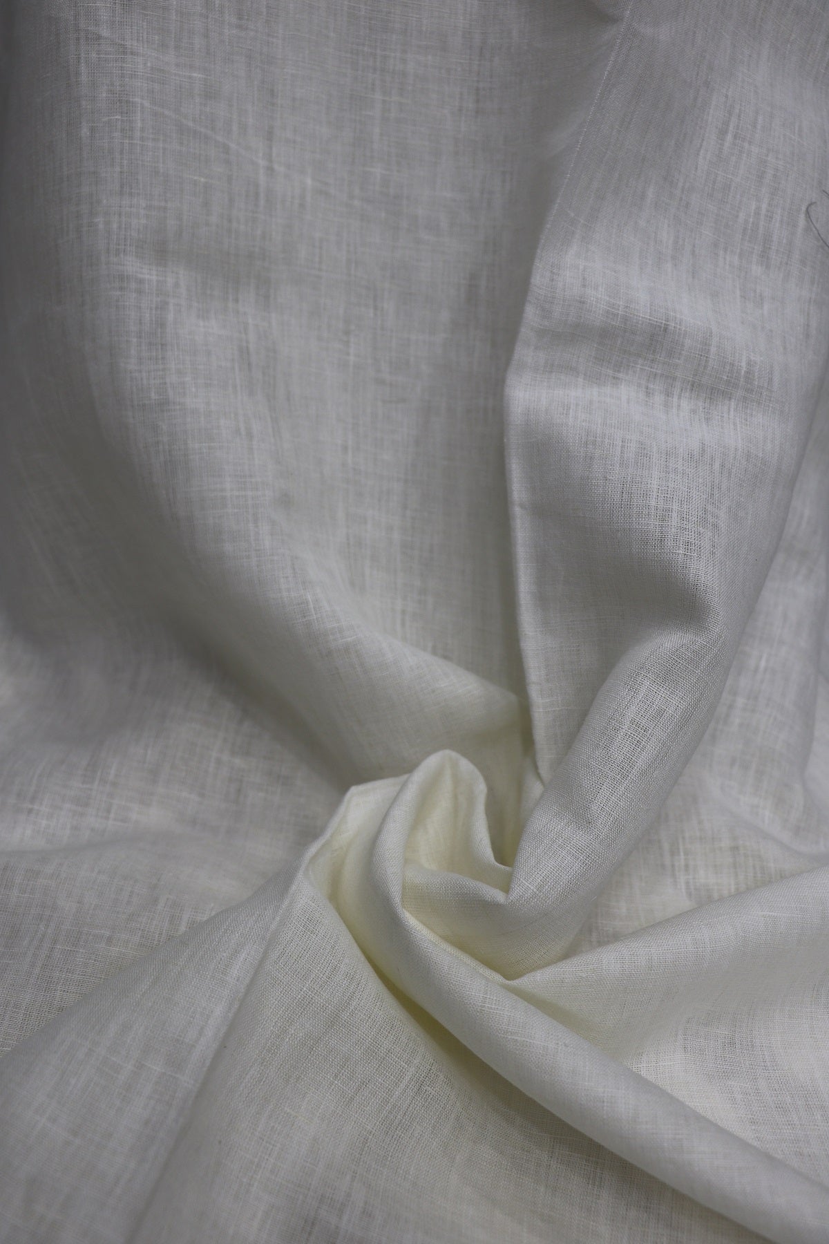 Pure Lenin White Dyeable Fabric